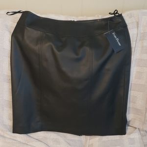 Evan-Picone Skirt, black